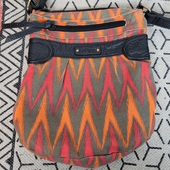 Dakine Jive Crossbody Bag in Zuni Red Orange - Picture 2 of 13